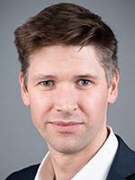 Portrait of Damien Cahill, Sales Director, EMEA Corporate division, Clearwater Analytics